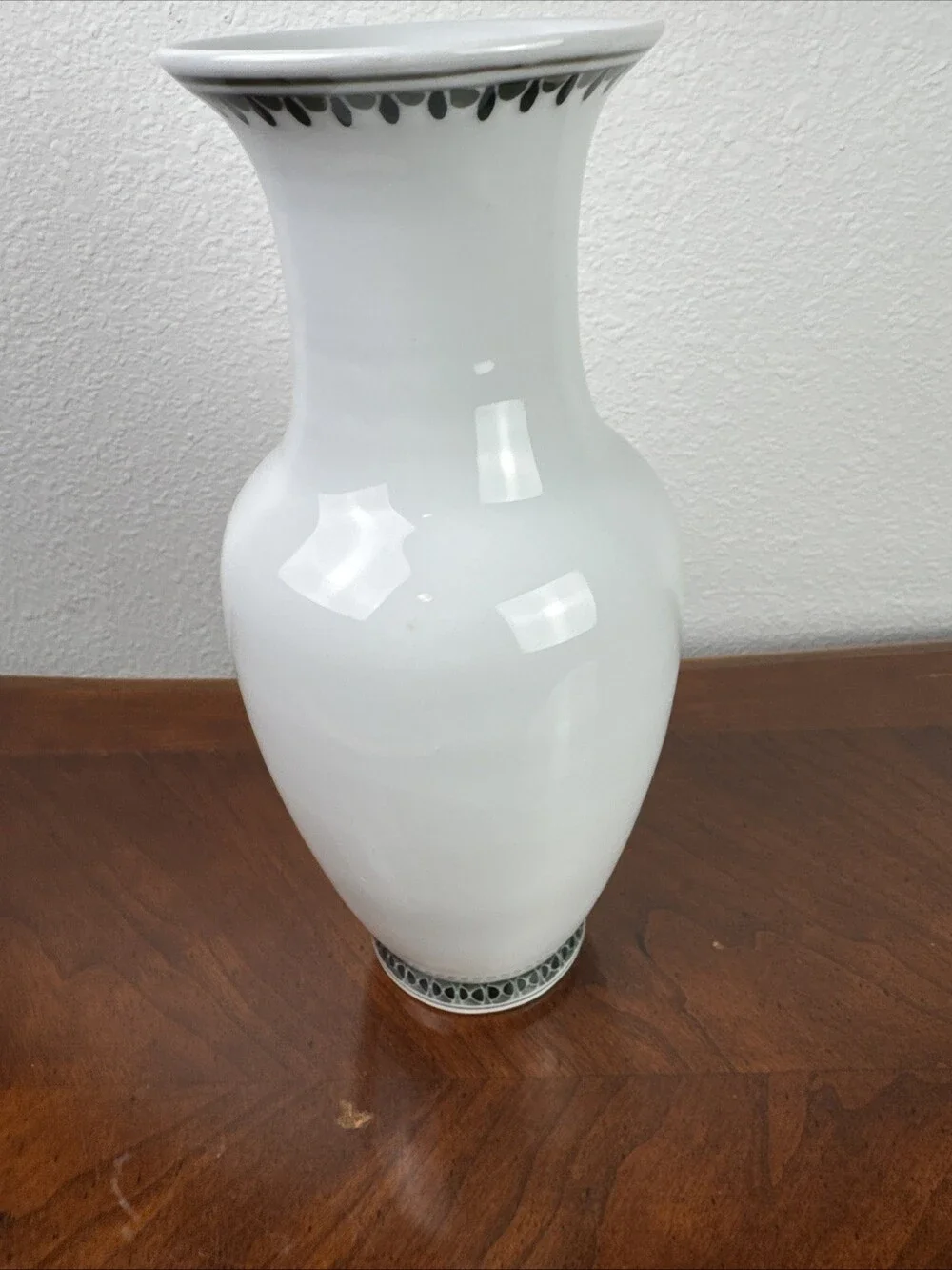 Liling Style Chinese Porcelain Vase Cherry Blossom 10